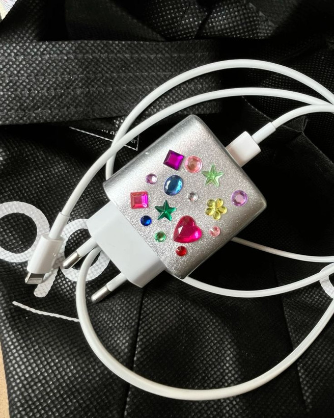 برچسب نگین پینترستی (نگین چسبی)